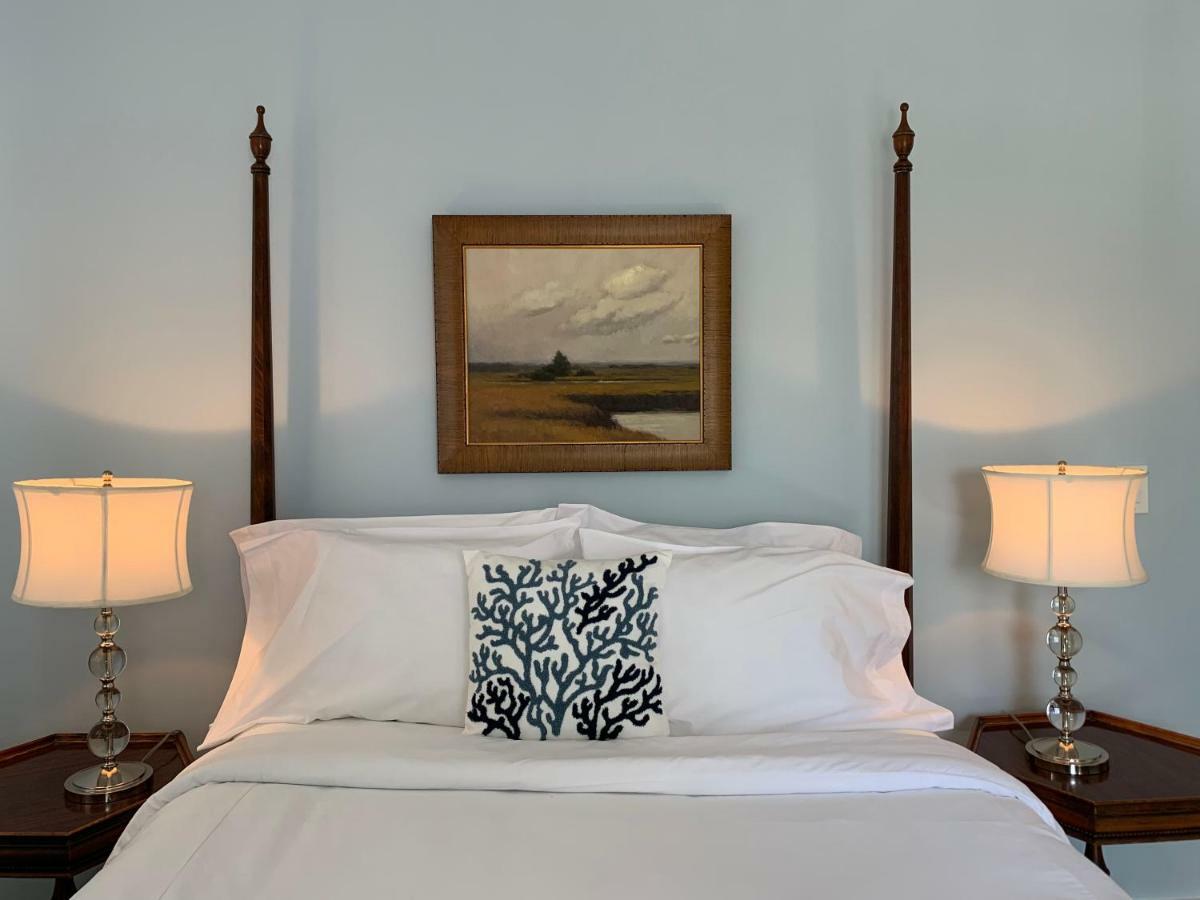 The Oak Bluffs Inn Buitenkant foto