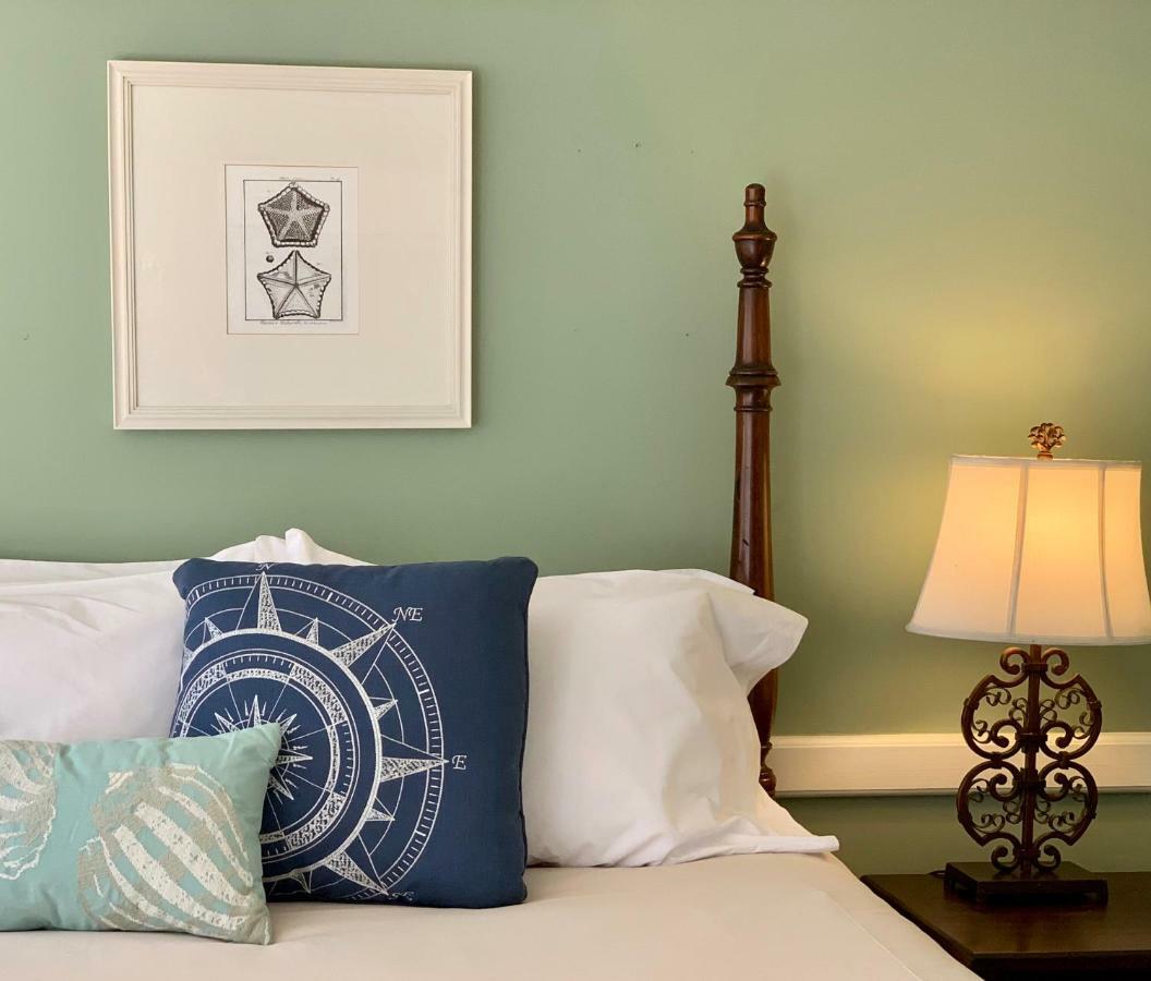 The Oak Bluffs Inn Buitenkant foto